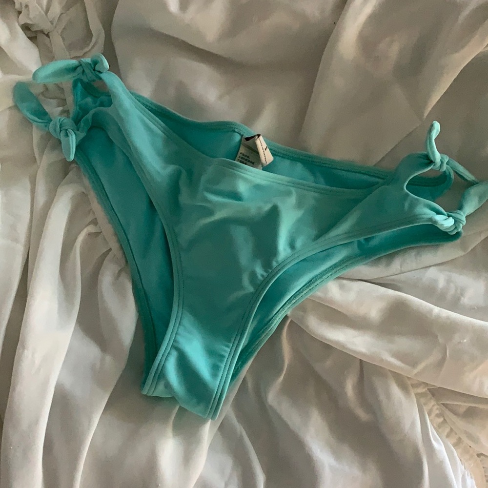 Hollister bikini bottom